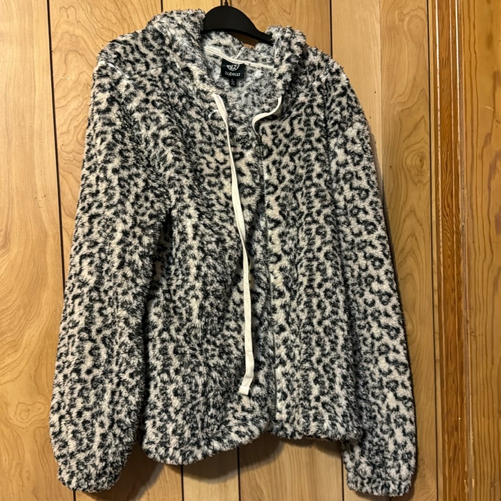 Bobeau fuzzy zip front jacket super soft